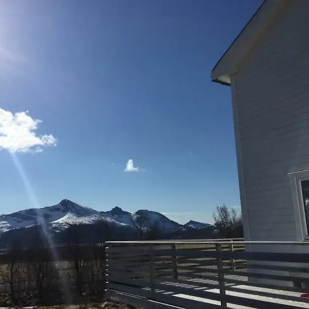 Basecamp Lofoten Ferienhaus *